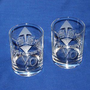 2 Seagrams V.O. Whiskey Branded Bar Glasses Poker Hands Vintage Glassware